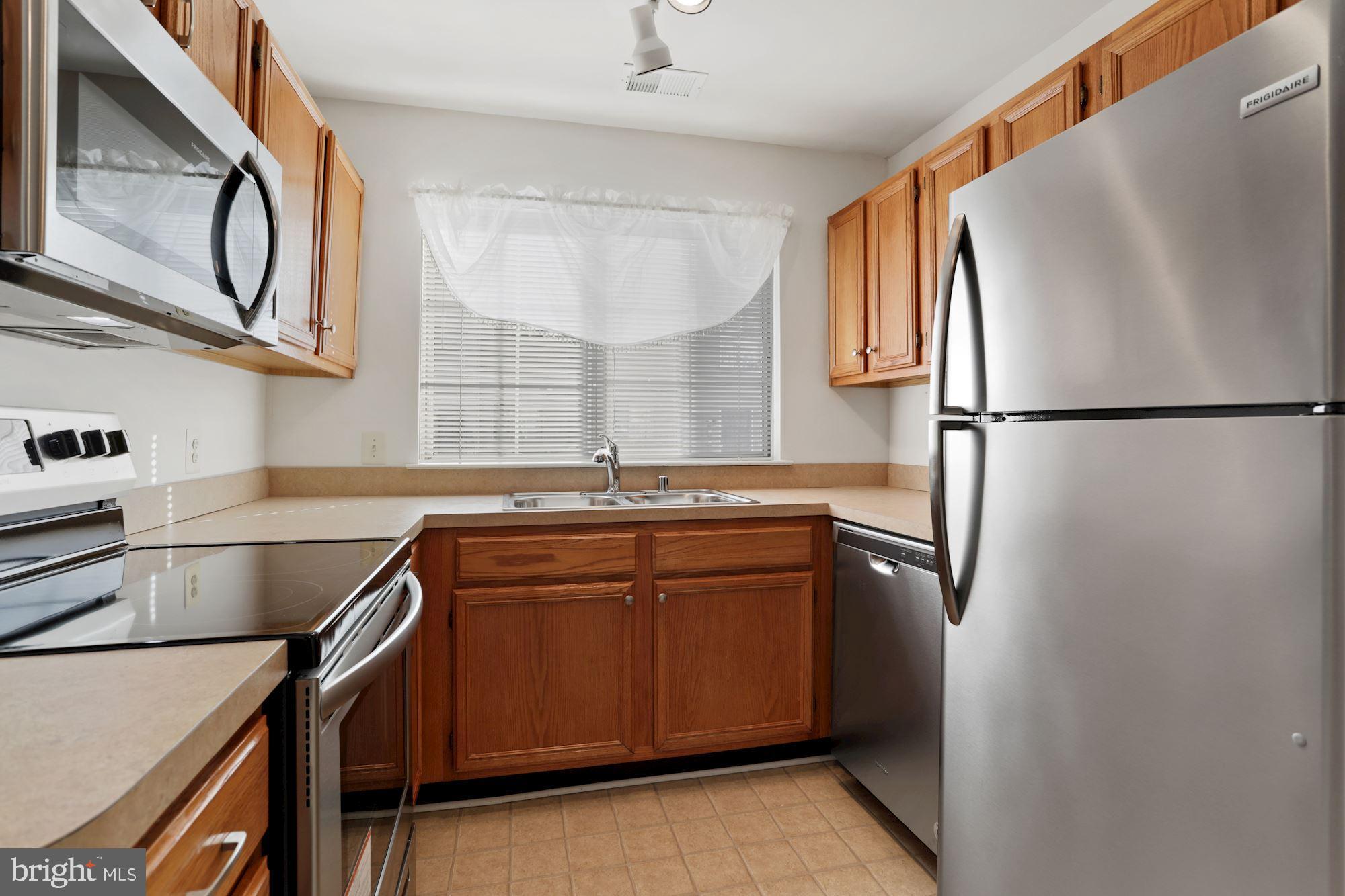 EXETER - Residential Lease