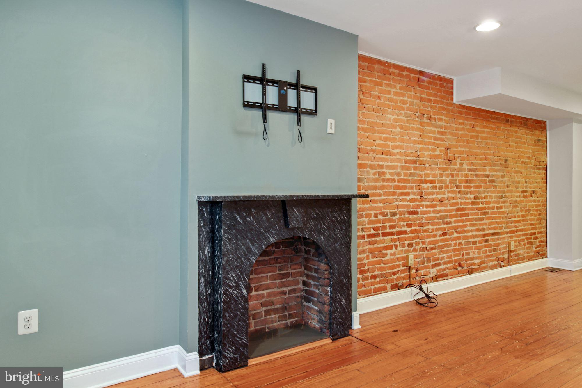 RIVERSIDE - Residential