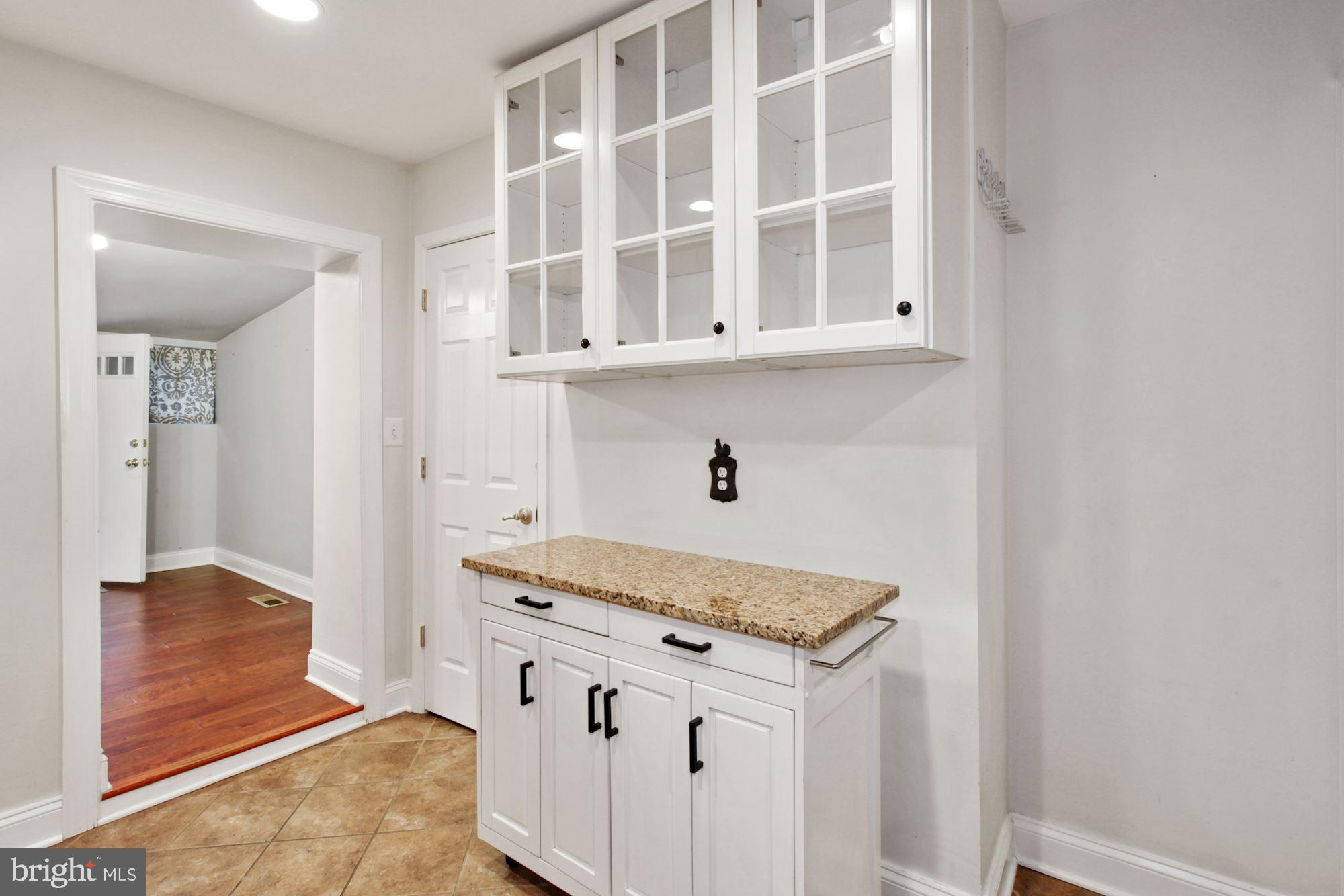 RIVERSIDE - Residential