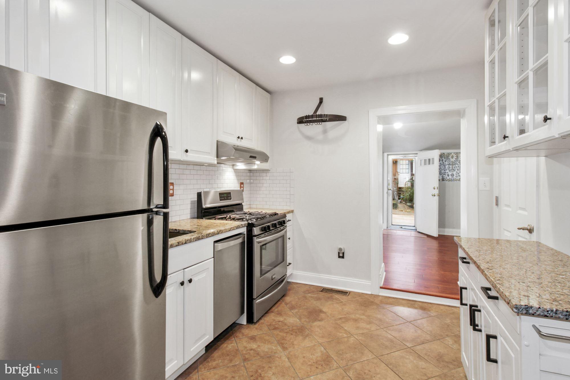 RIVERSIDE - Residential