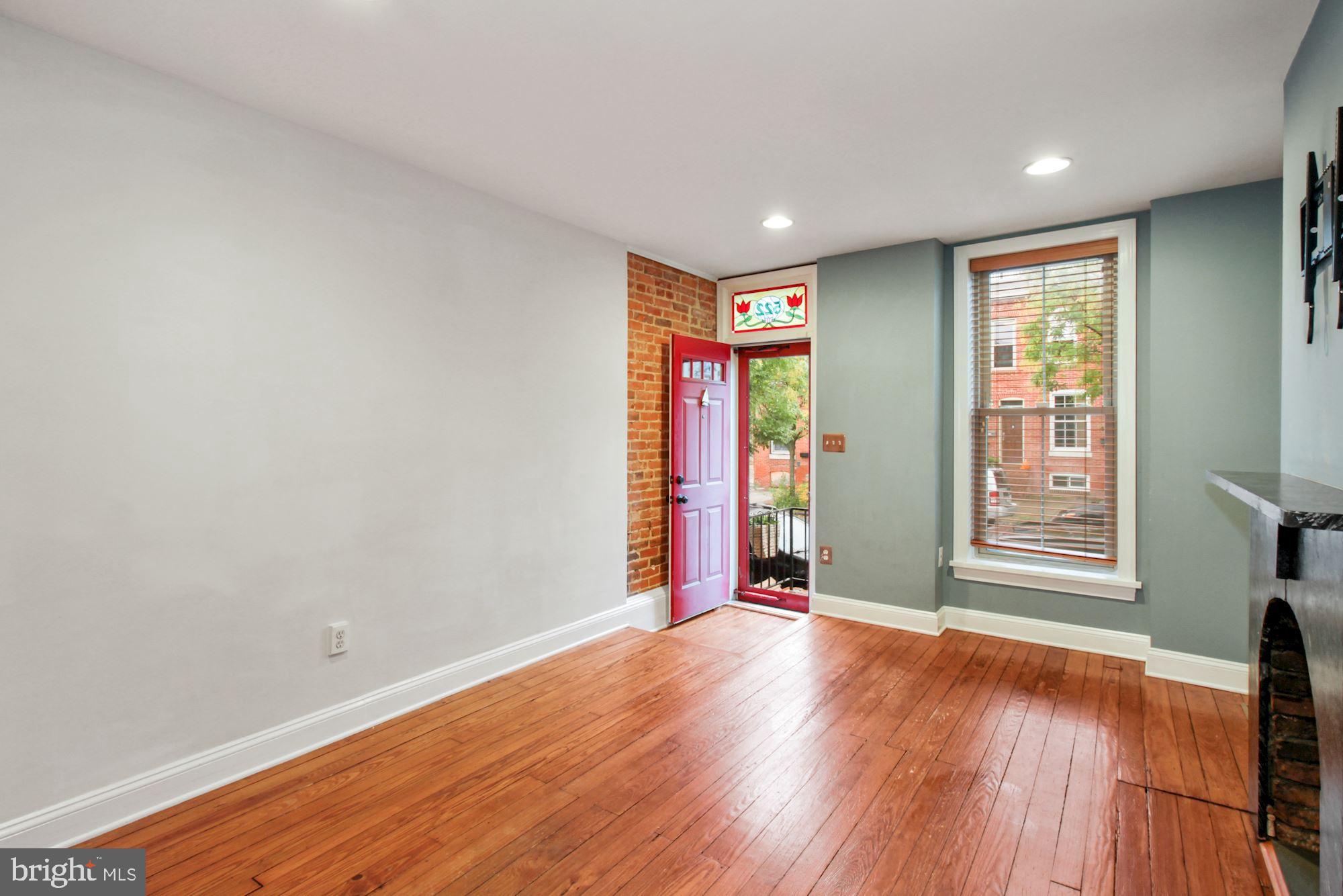 RIVERSIDE - Residential