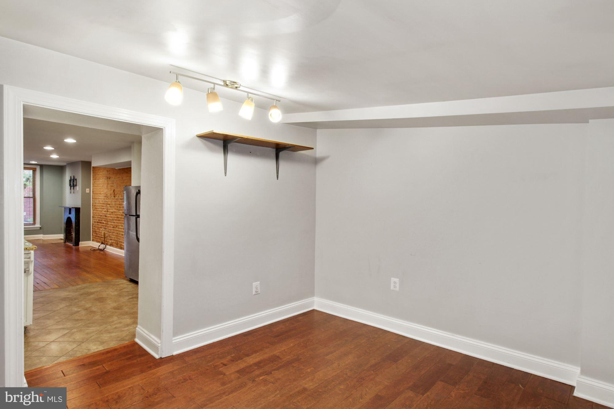 RIVERSIDE - Residential