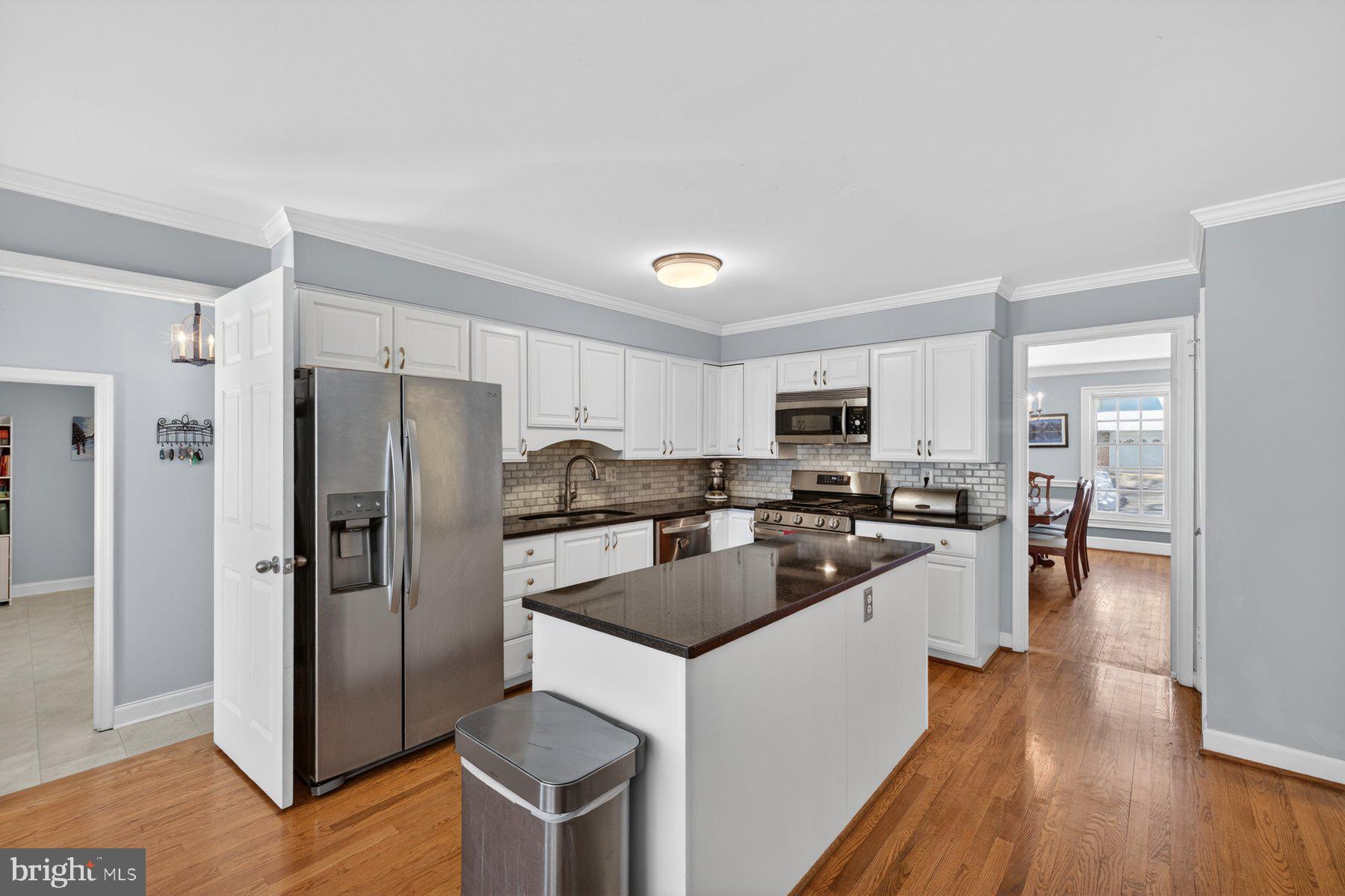 PT ROCKVILLE TWN RES 3 - Residential