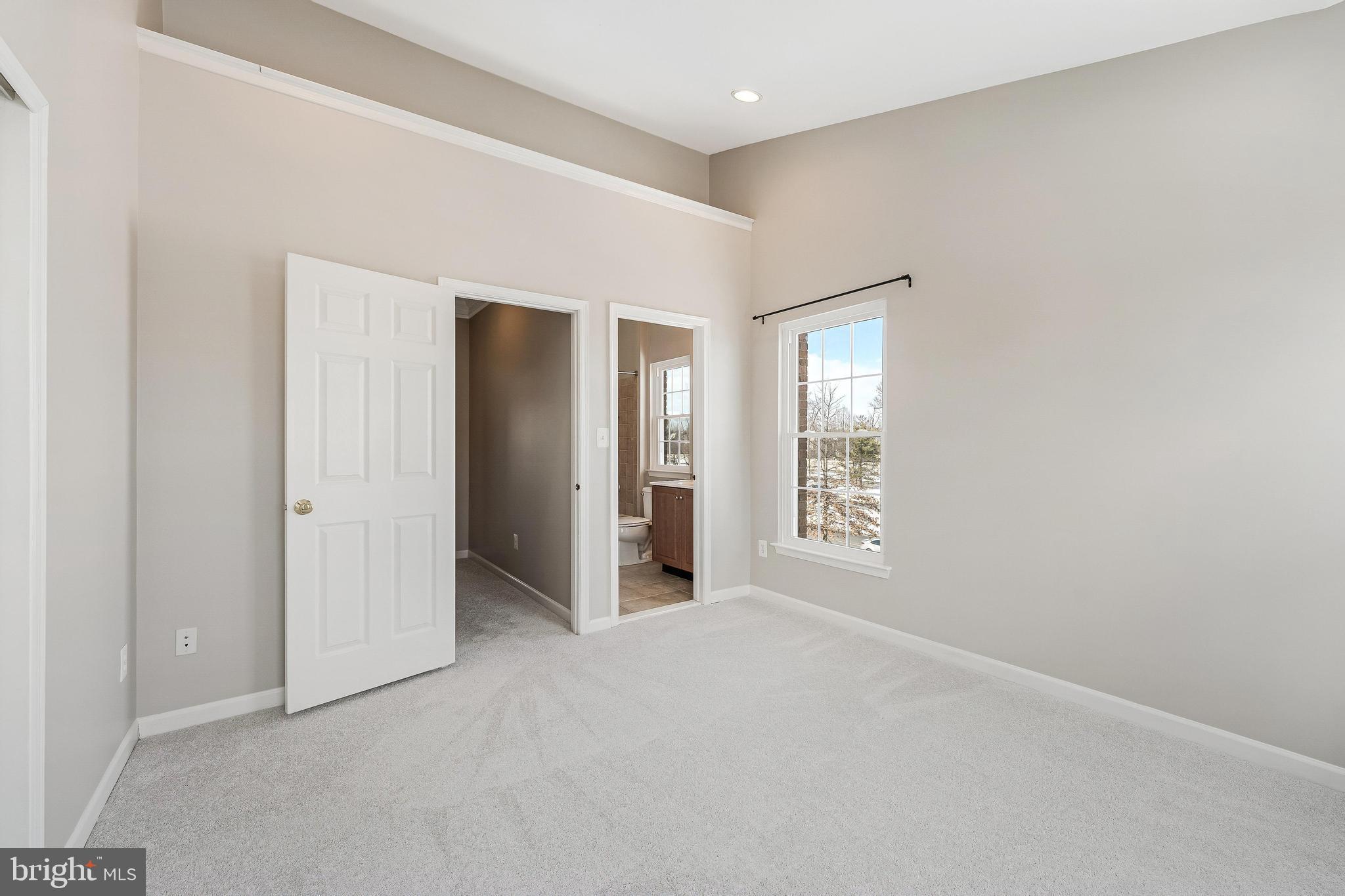 BELMONT LAND BAY - Residential