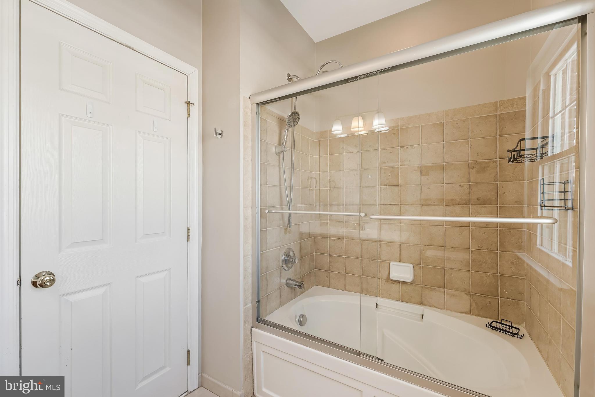 BELMONT LAND BAY - Residential