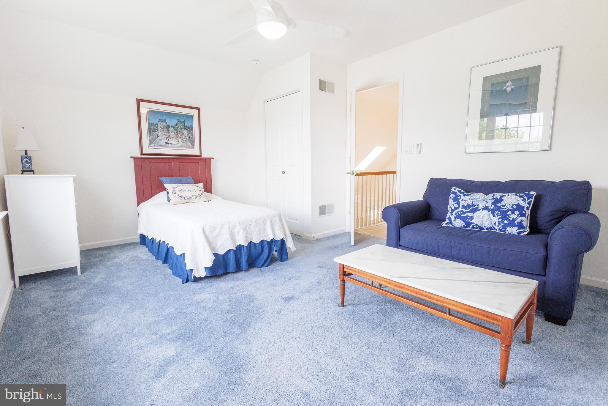 BUTTERFLY ACRES - Residential