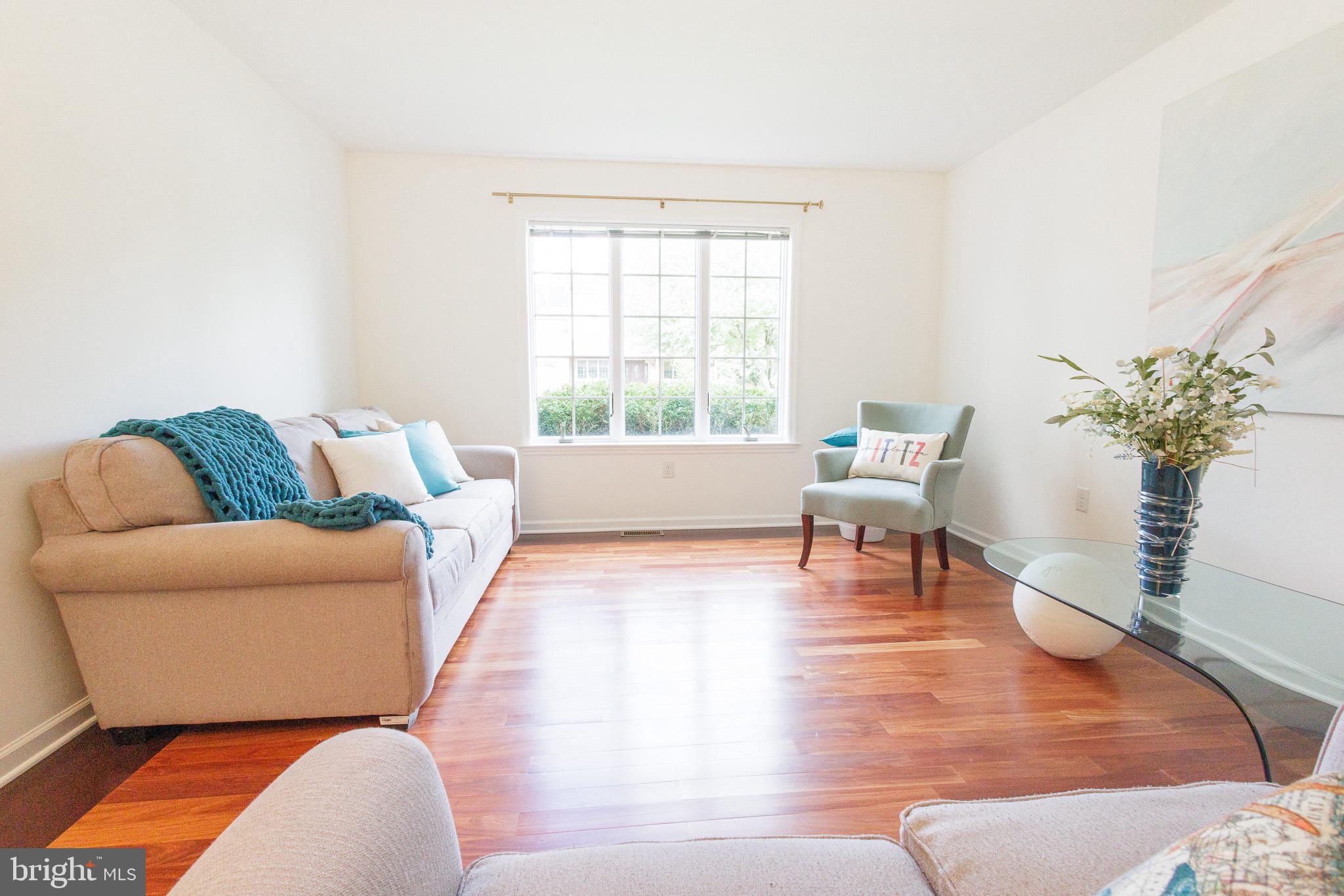 BUTTERFLY ACRES - Residential