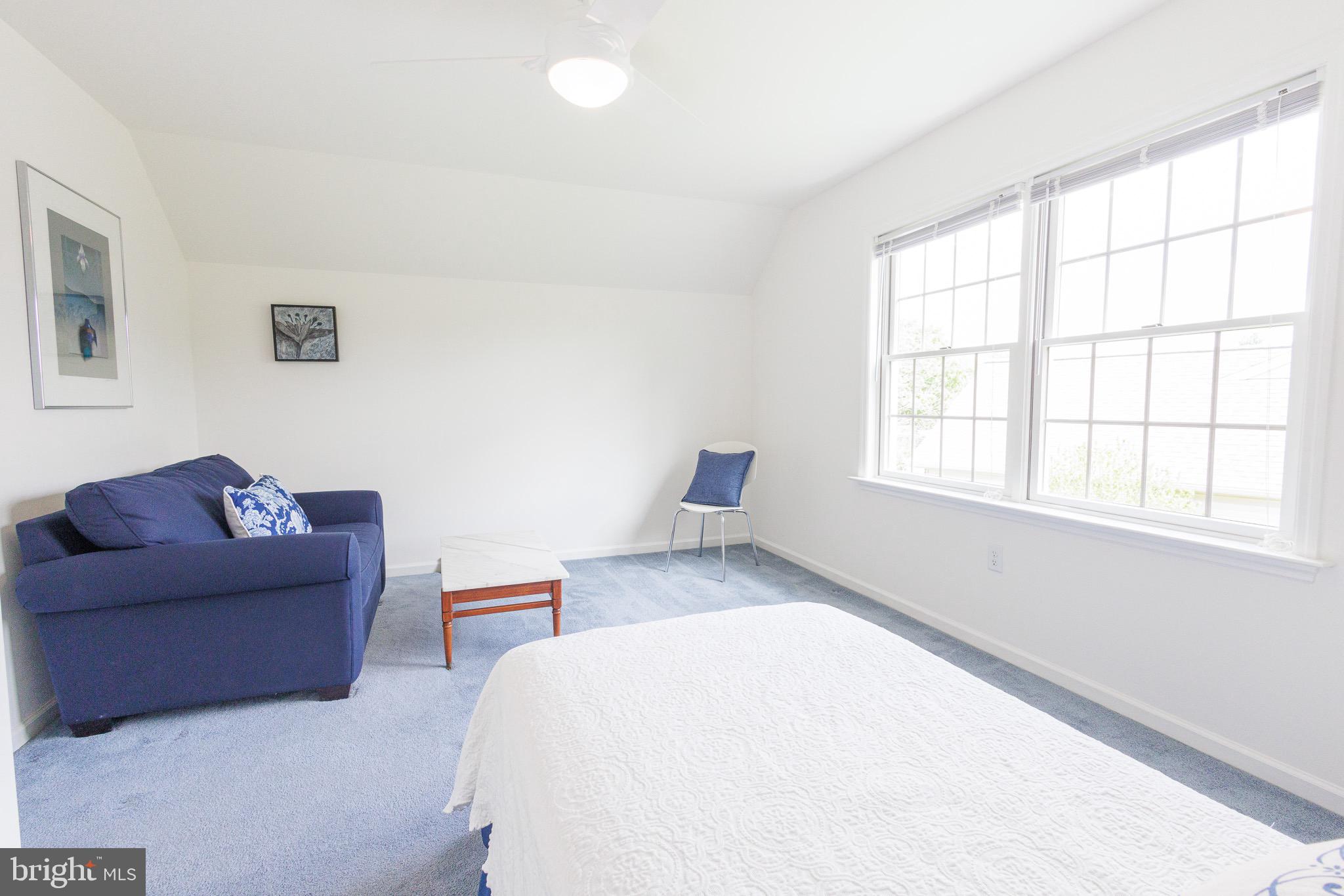 BUTTERFLY ACRES - Residential