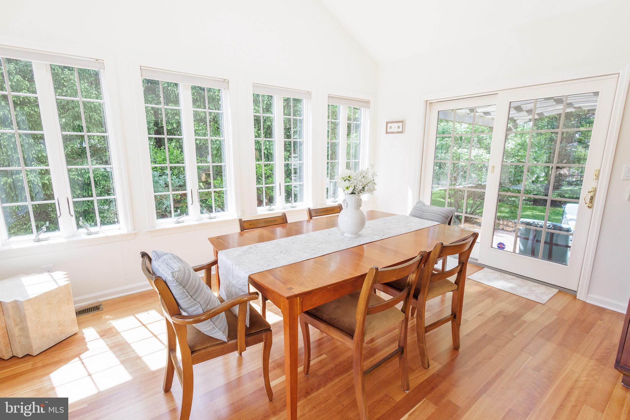 BUTTERFLY ACRES - Residential