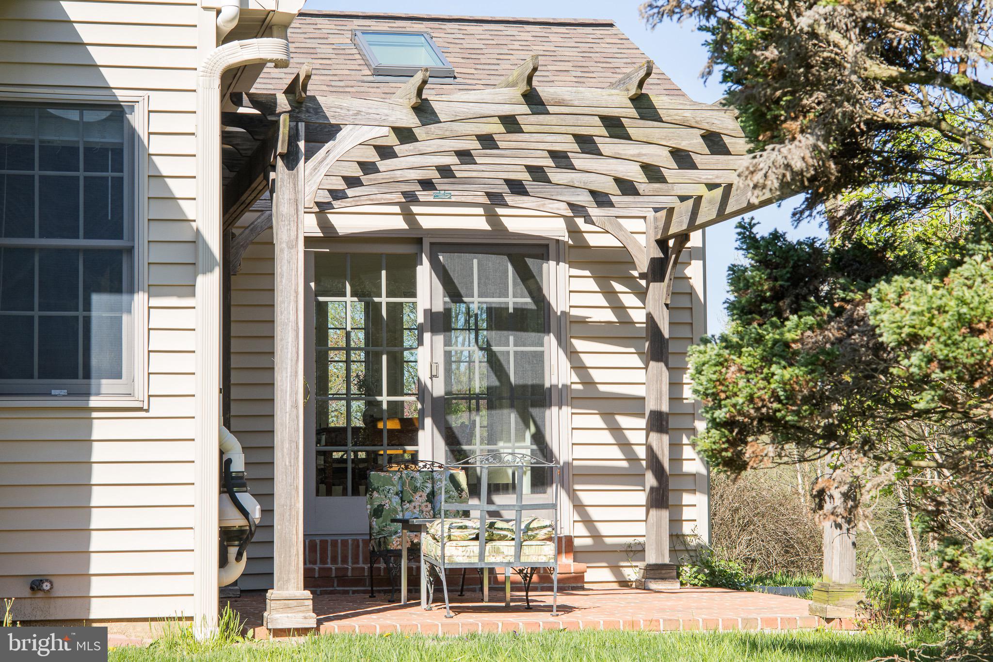 BUTTERFLY ACRES - Residential