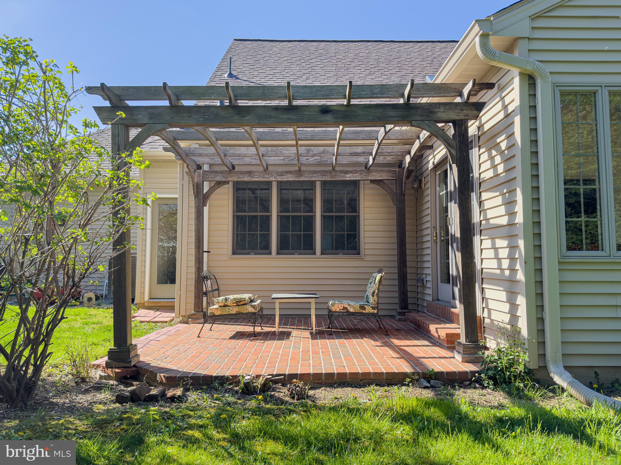 BUTTERFLY ACRES - Residential