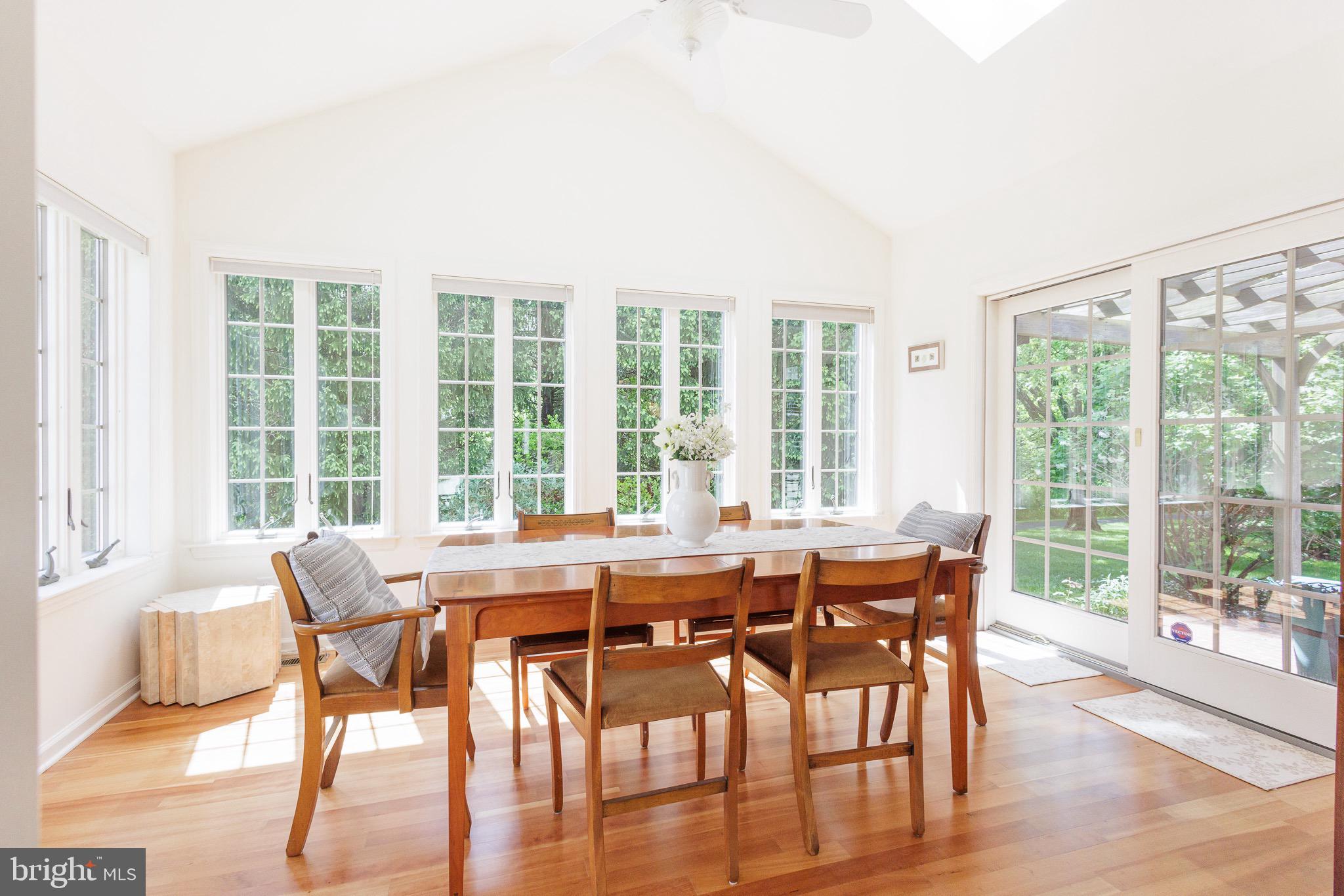 BUTTERFLY ACRES - Residential