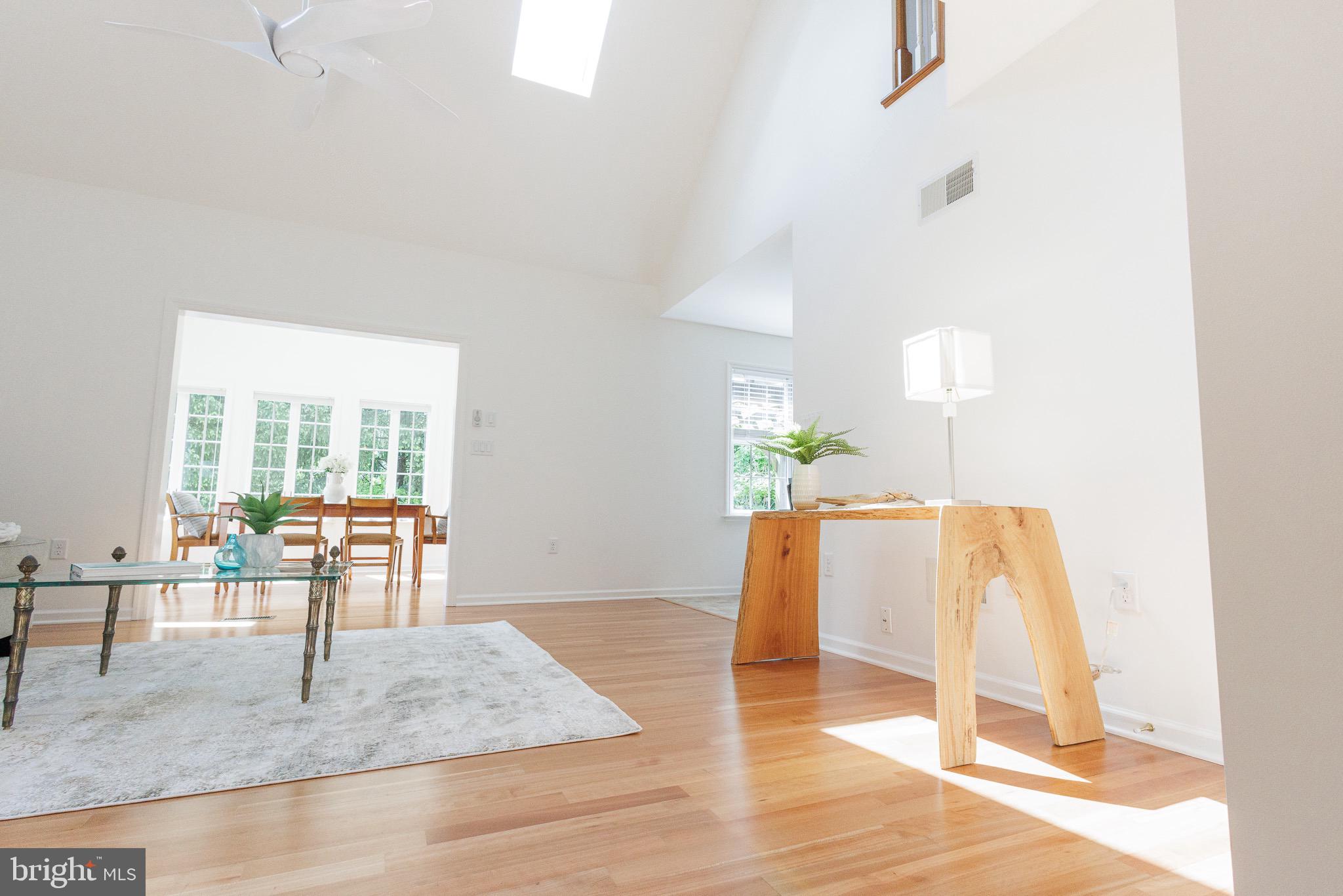 BUTTERFLY ACRES - Residential