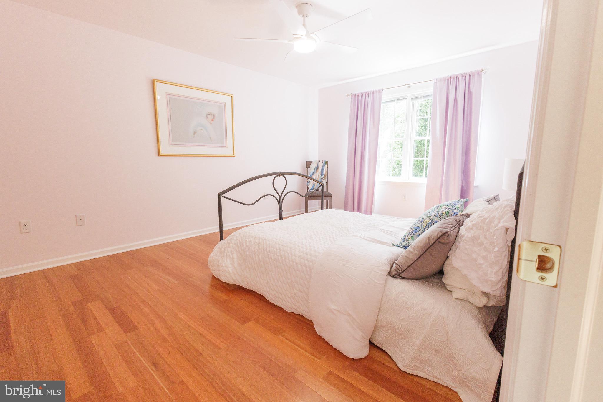 BUTTERFLY ACRES - Residential