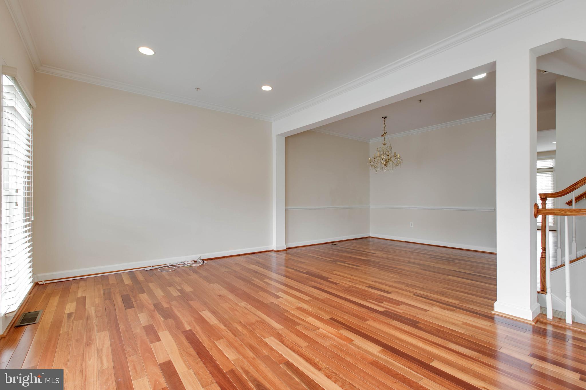 VILLAGES OF DORCHESTER - Residential