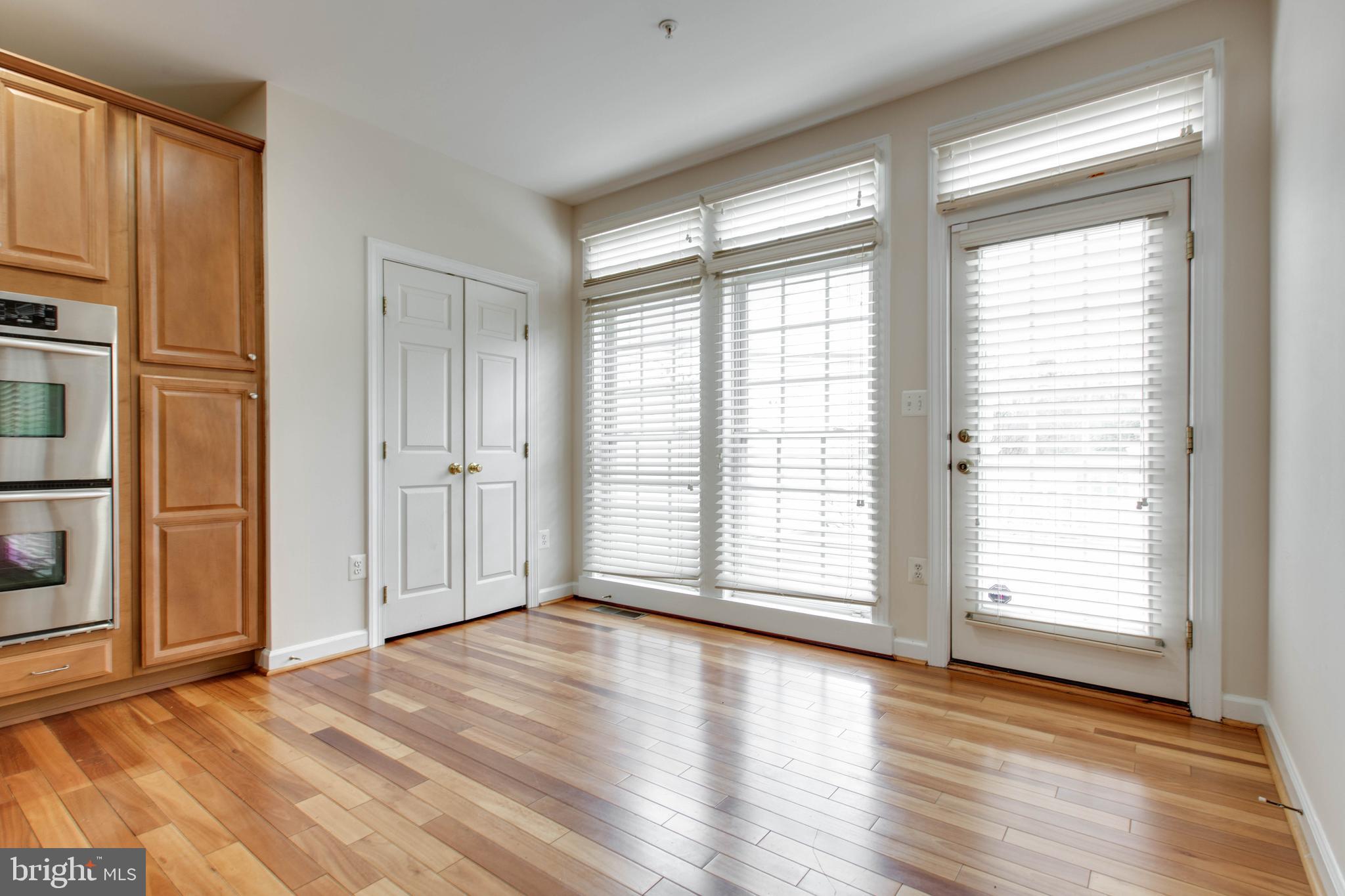 VILLAGES OF DORCHESTER - Residential