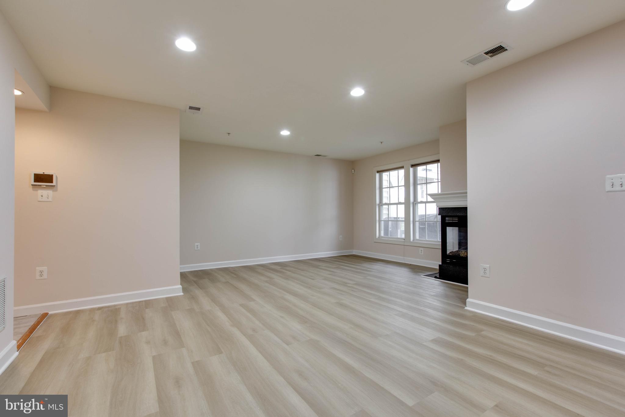 VILLAGES OF DORCHESTER - Residential