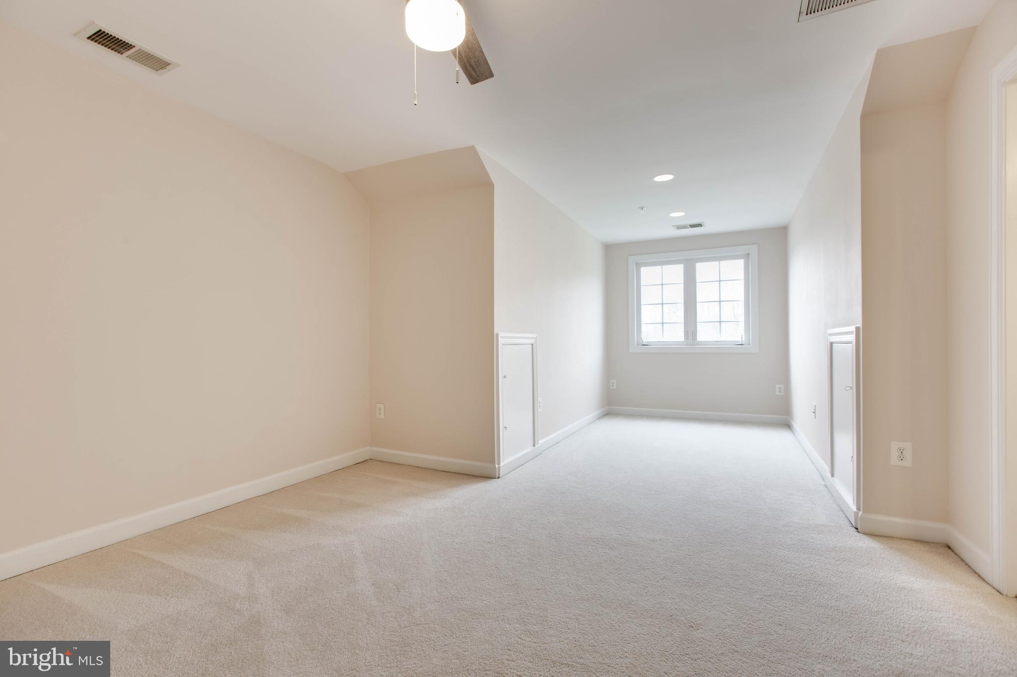 VILLAGES OF DORCHESTER - Residential