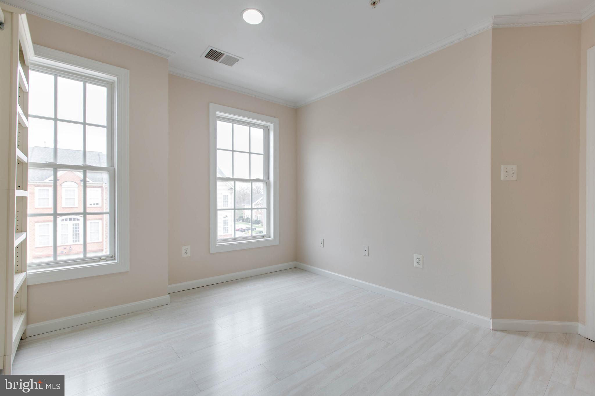 VILLAGES OF DORCHESTER - Residential