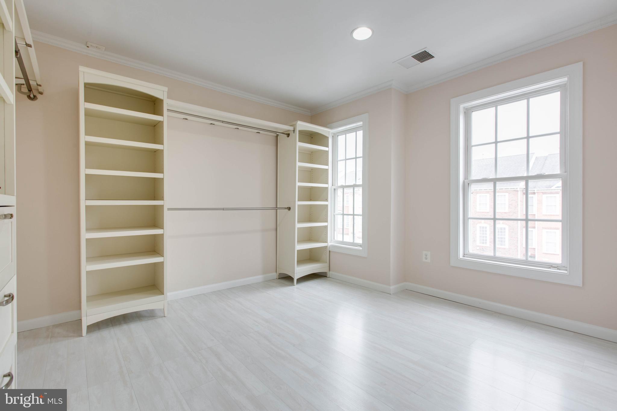 VILLAGES OF DORCHESTER - Residential