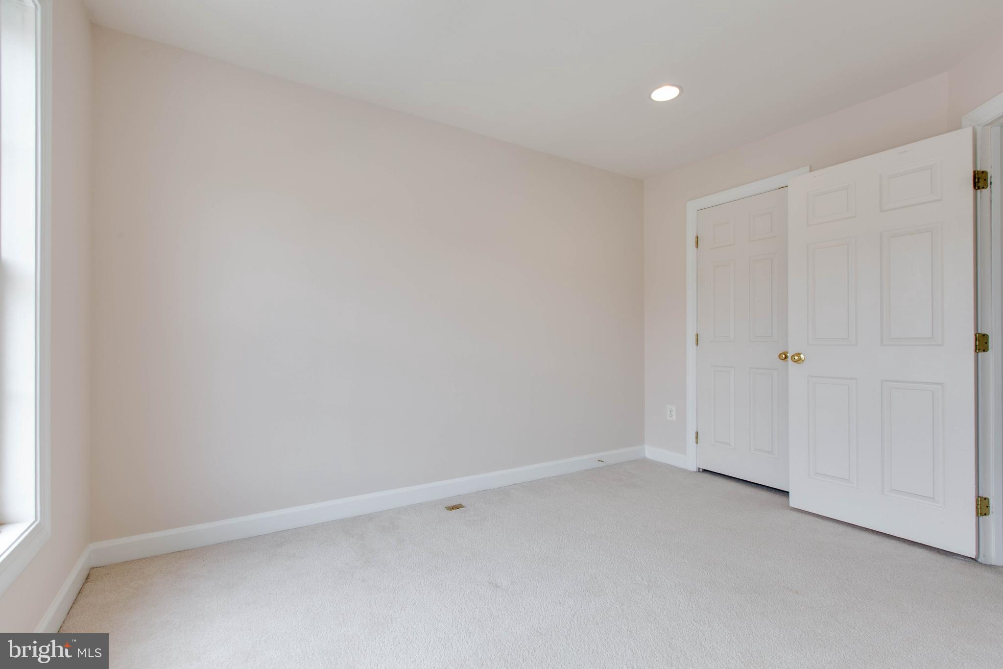 VILLAGES OF DORCHESTER - Residential