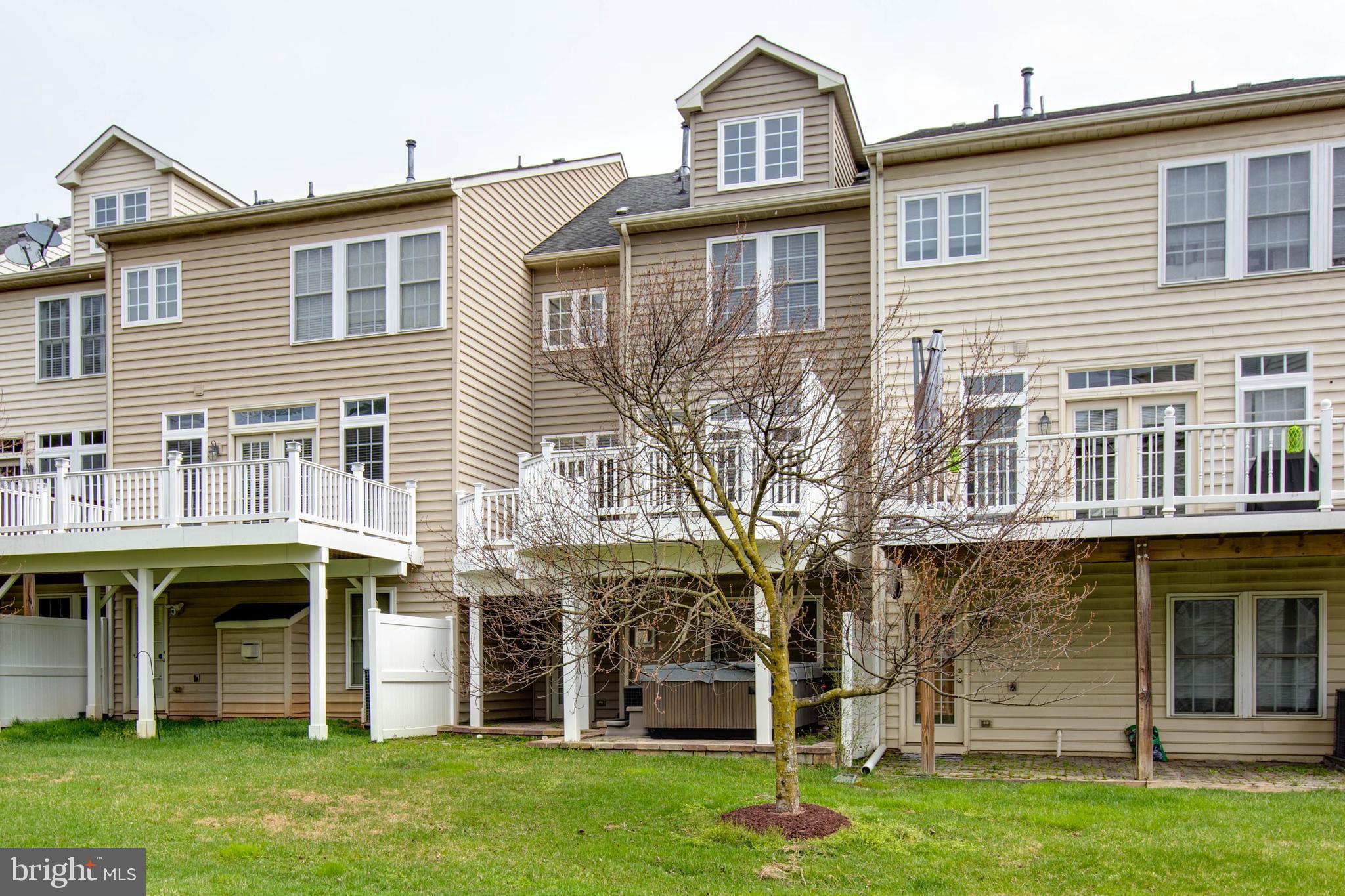 VILLAGES OF DORCHESTER - Residential