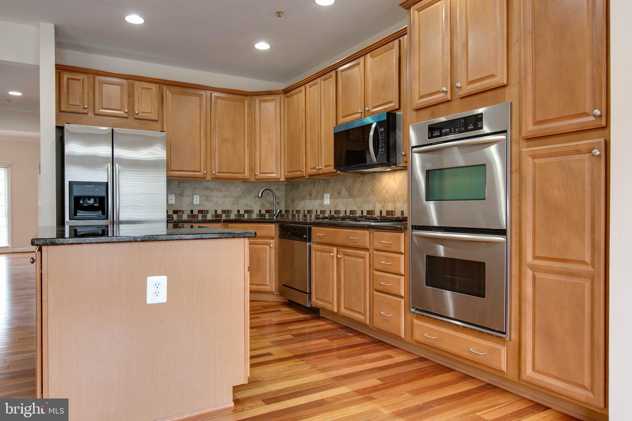 VILLAGES OF DORCHESTER - Residential