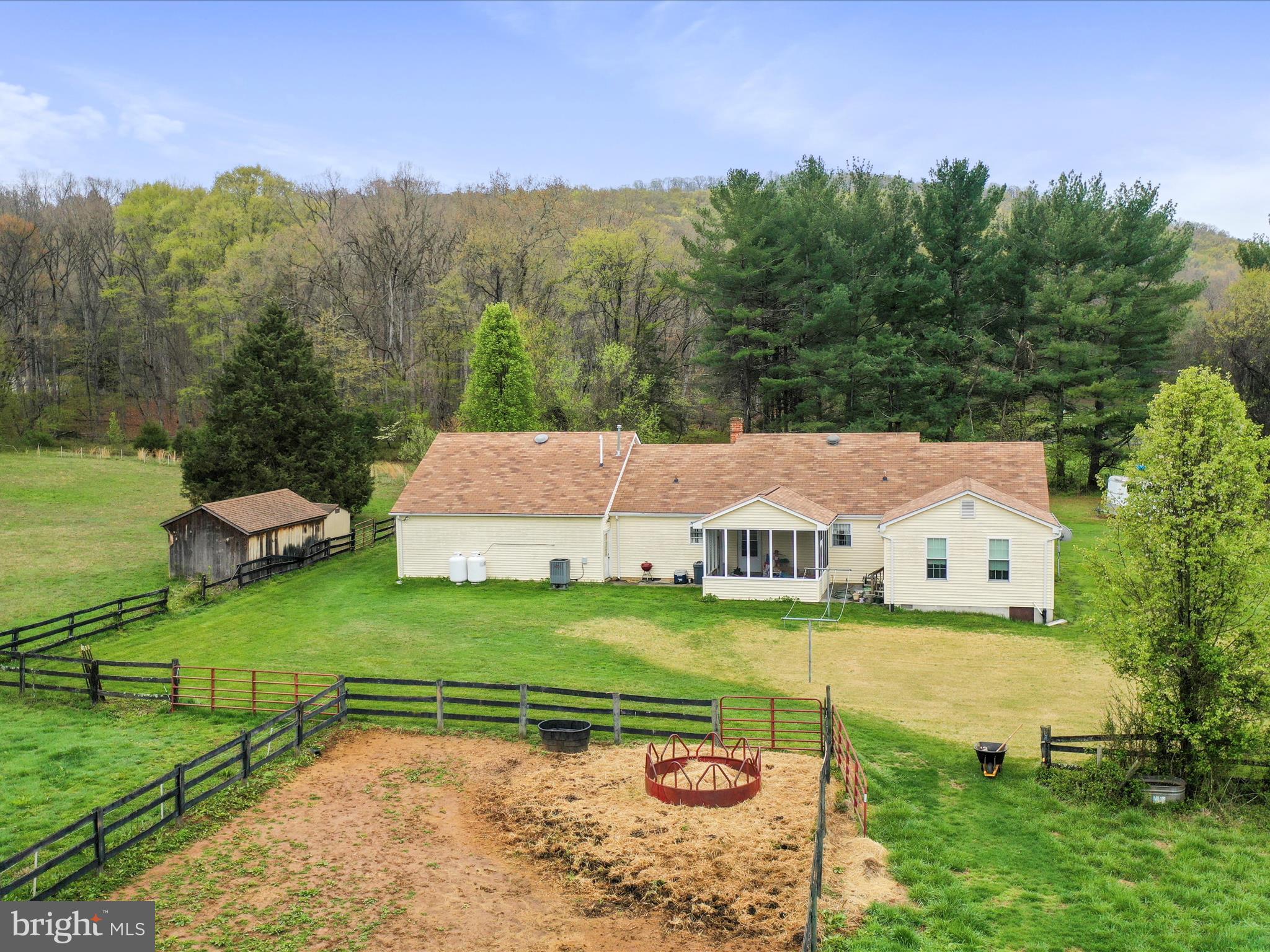 SHANNON WOODS - Residential