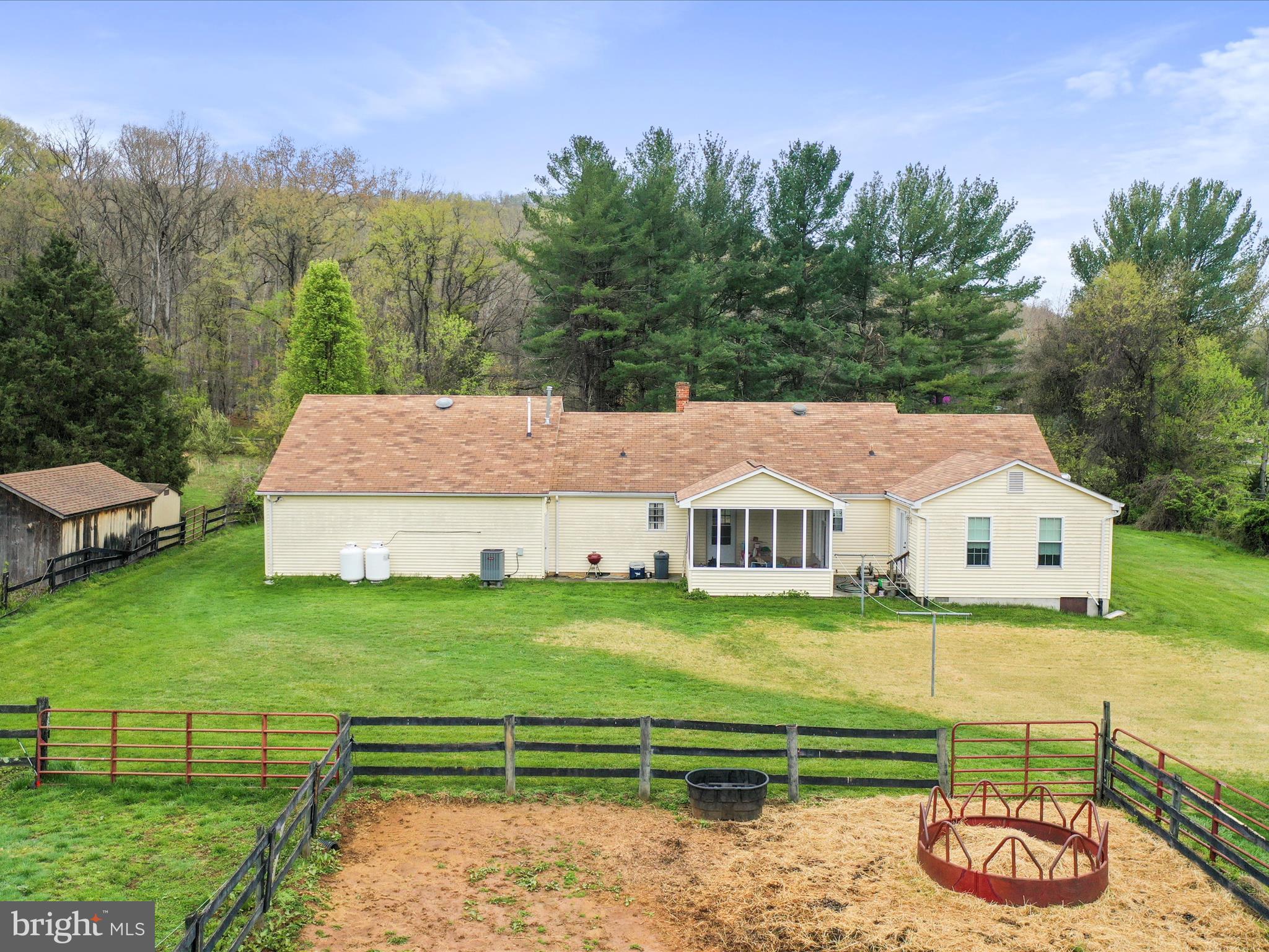 SHANNON WOODS - Residential