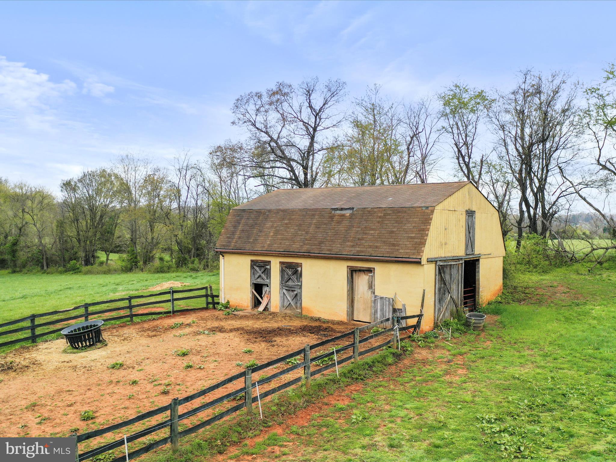 SHANNON WOODS - Residential