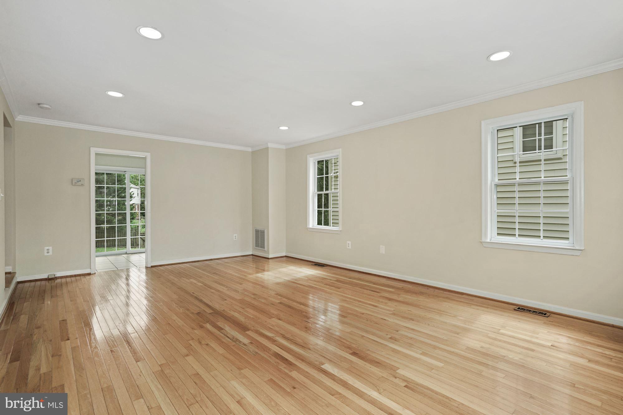 DOMINION HILLS - Residential Lease