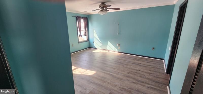 BRIAR RUN - Residential