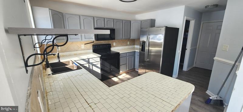 BRIAR RUN - Residential