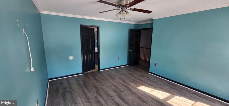 BRIAR RUN - Residential