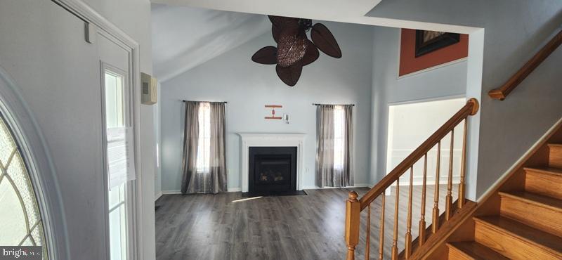 BRIAR RUN - Residential