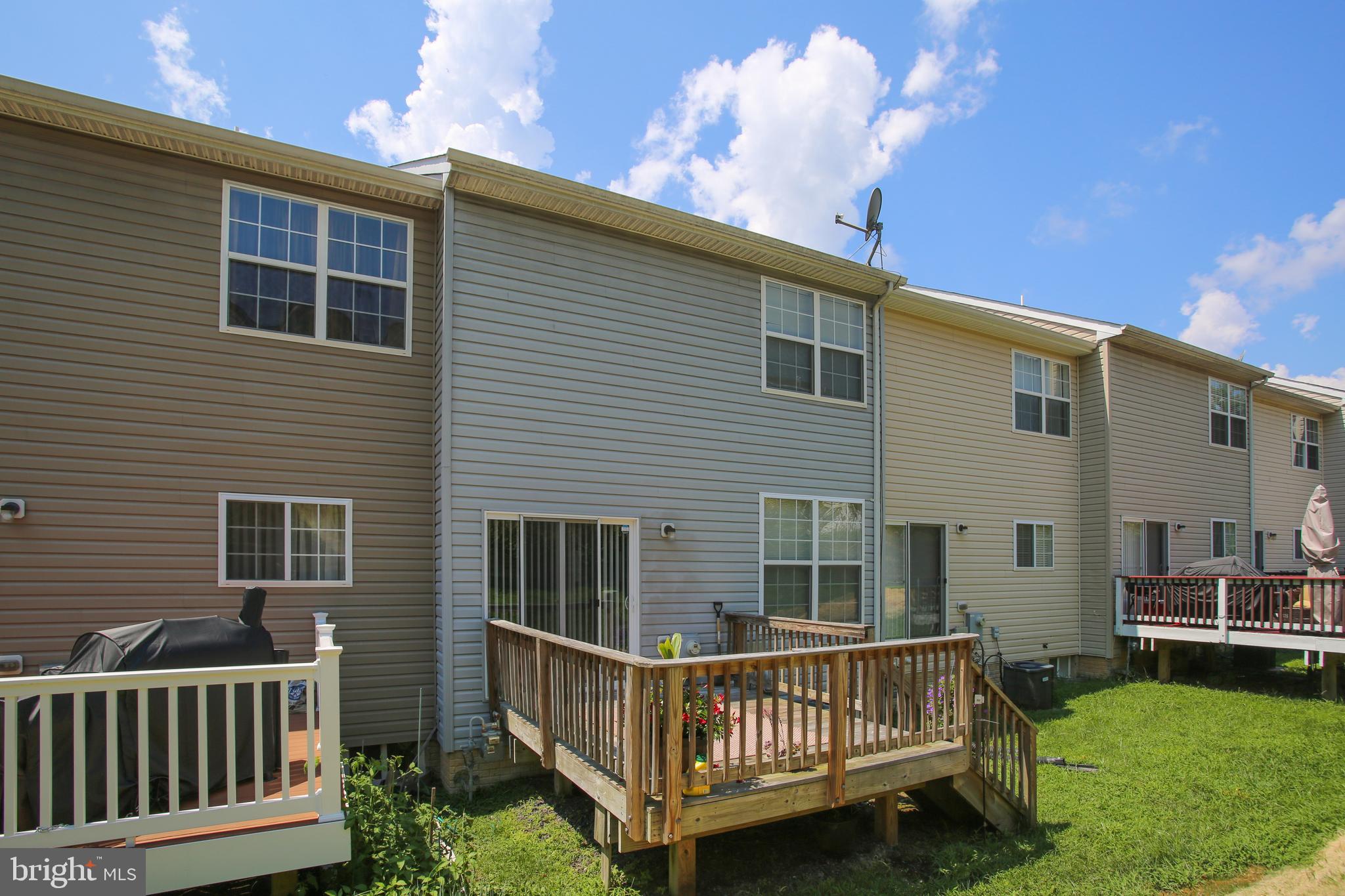 MARLTON TOWN CENTER - Residential