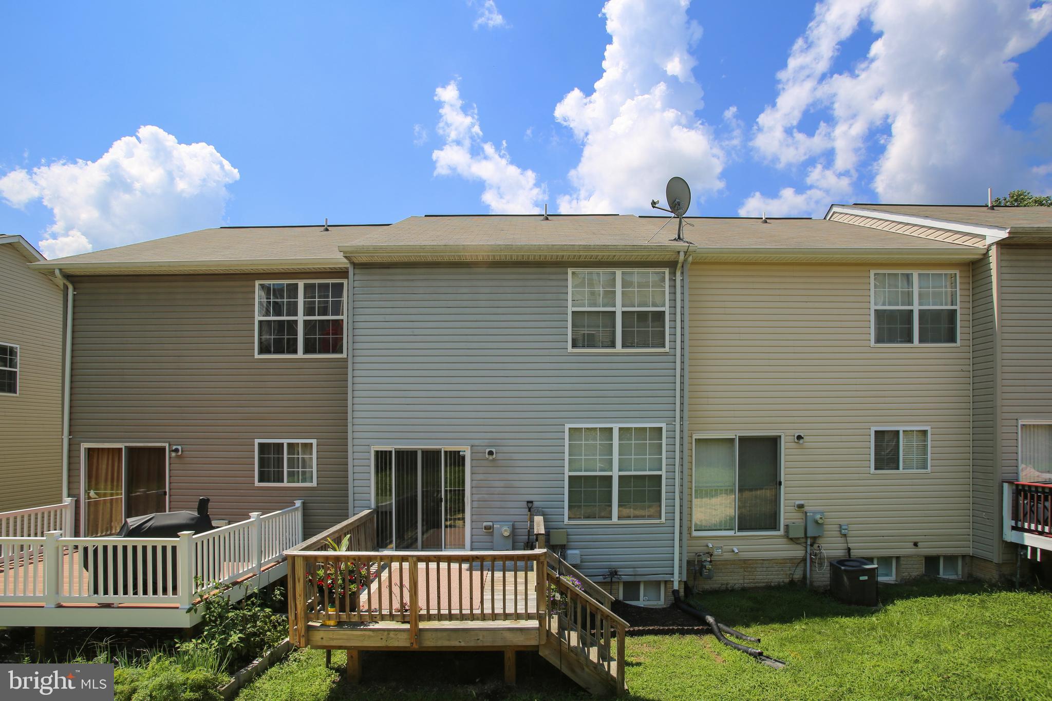 MARLTON TOWN CENTER - Residential