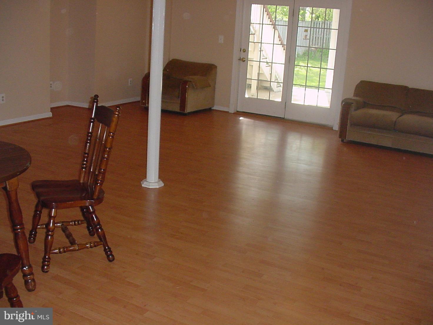 LOUDOUN VALLEY ESTATES - Residential