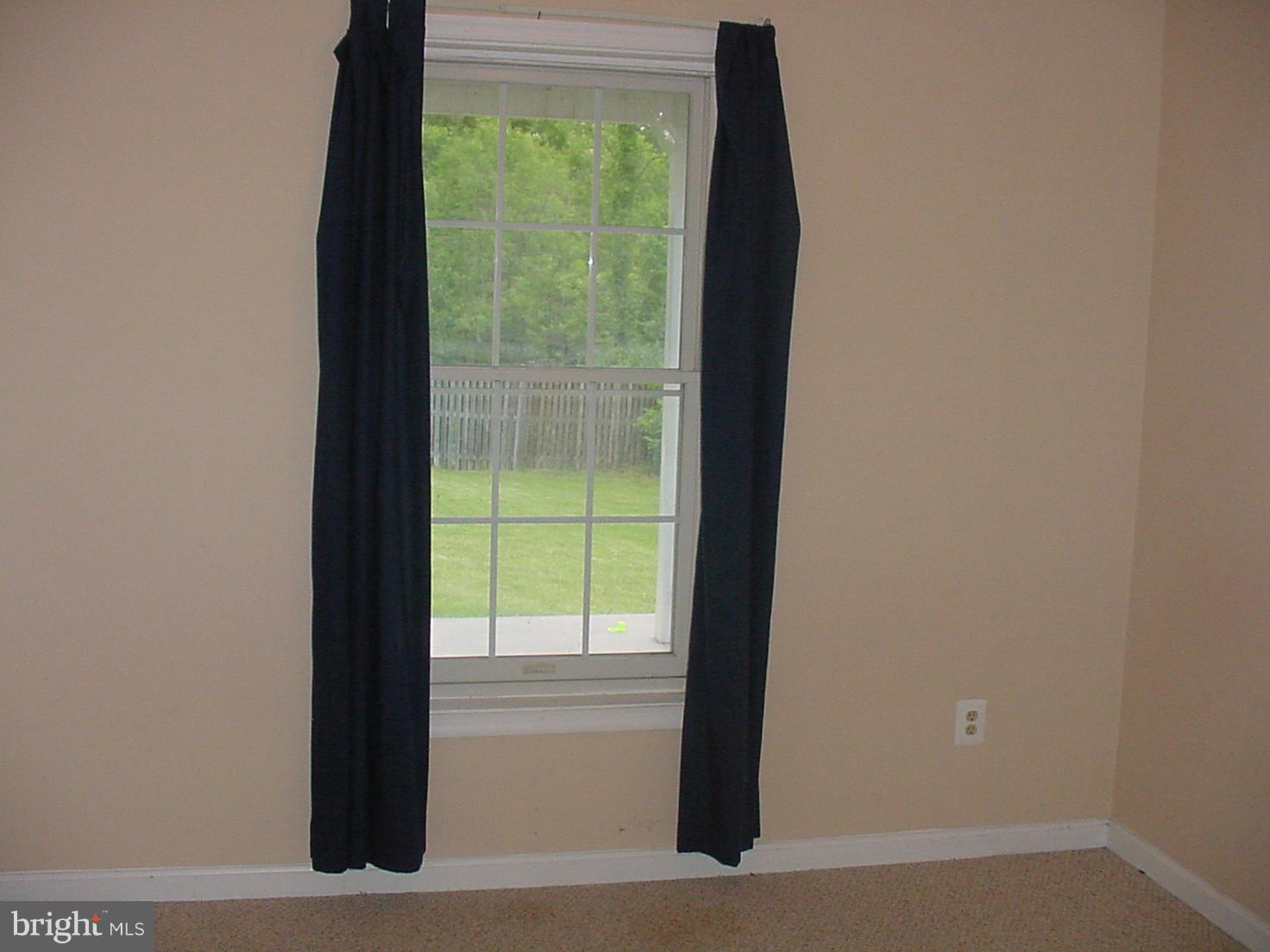 LOUDOUN VALLEY ESTATES - Residential