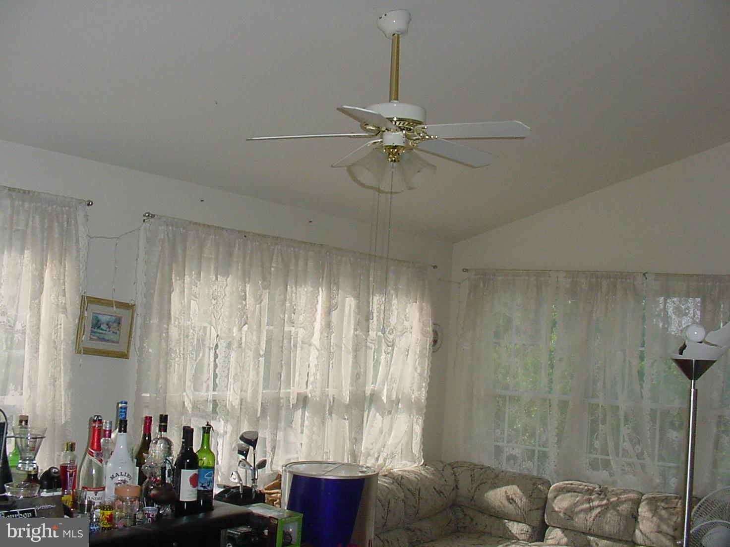 LOUDOUN VALLEY ESTATES - Residential