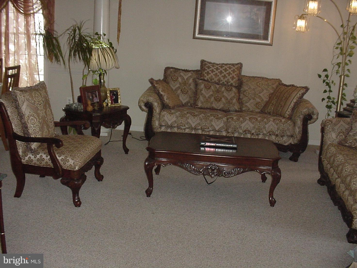 LOUDOUN VALLEY ESTATES - Residential