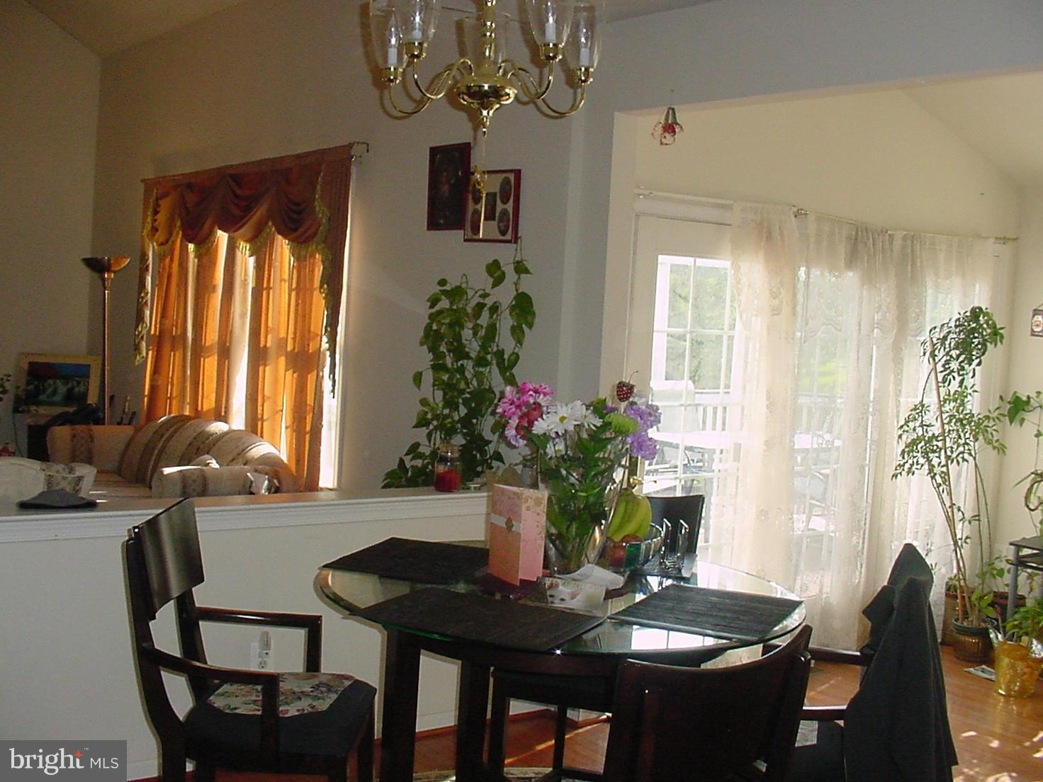 LOUDOUN VALLEY ESTATES - Residential