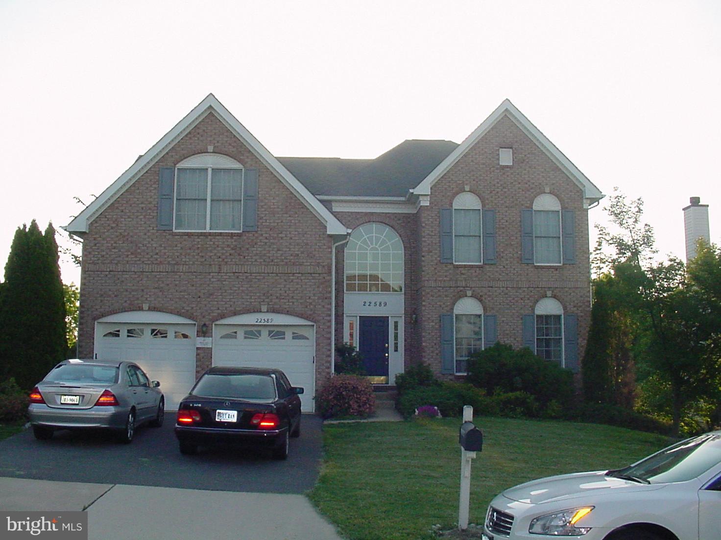 LOUDOUN VALLEY ESTATES - Residential