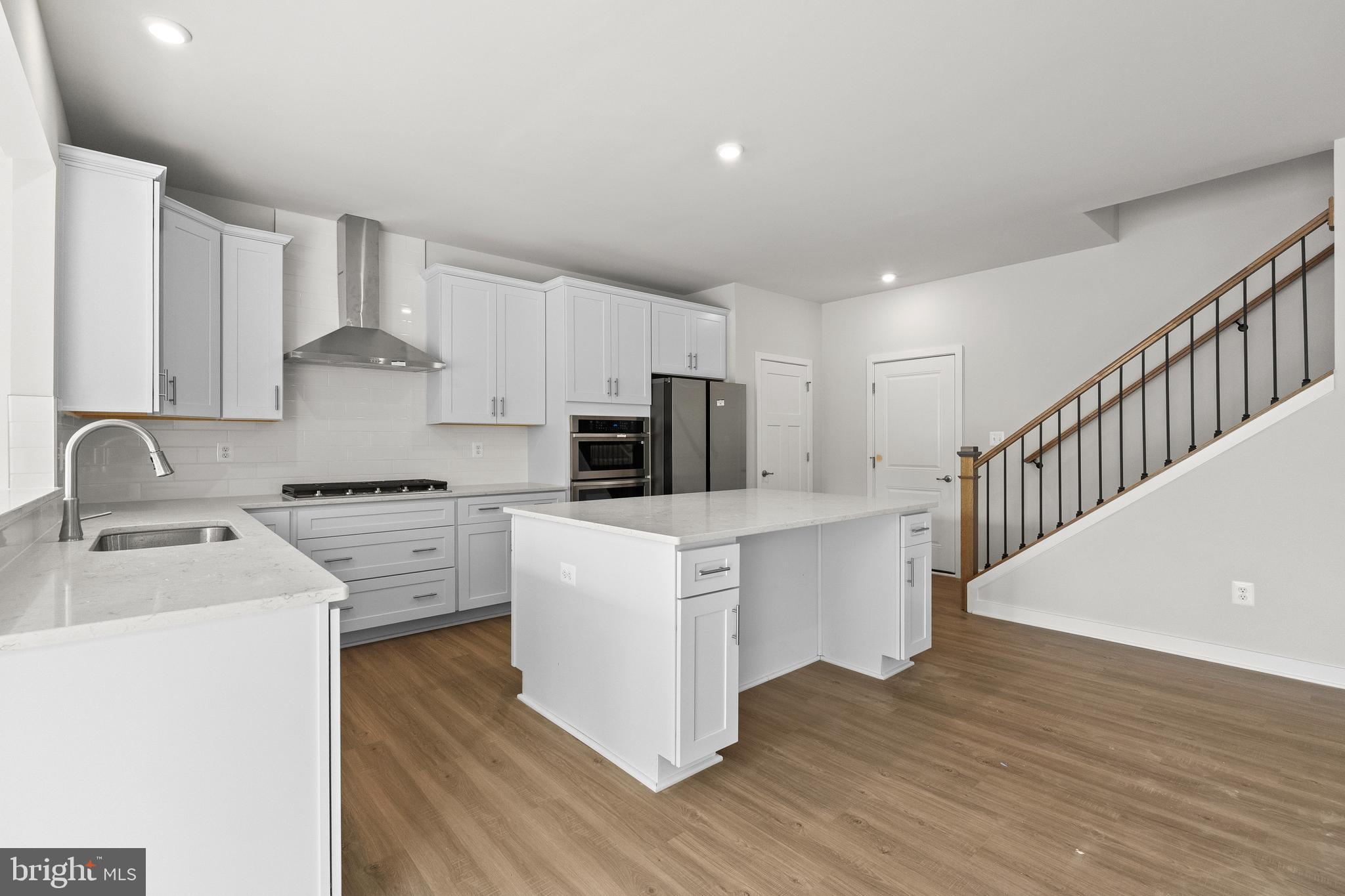 109 HILLSDALE DRIVE