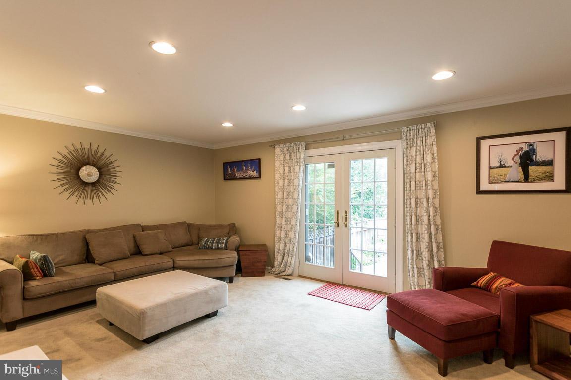 STONELEIGH - Residential