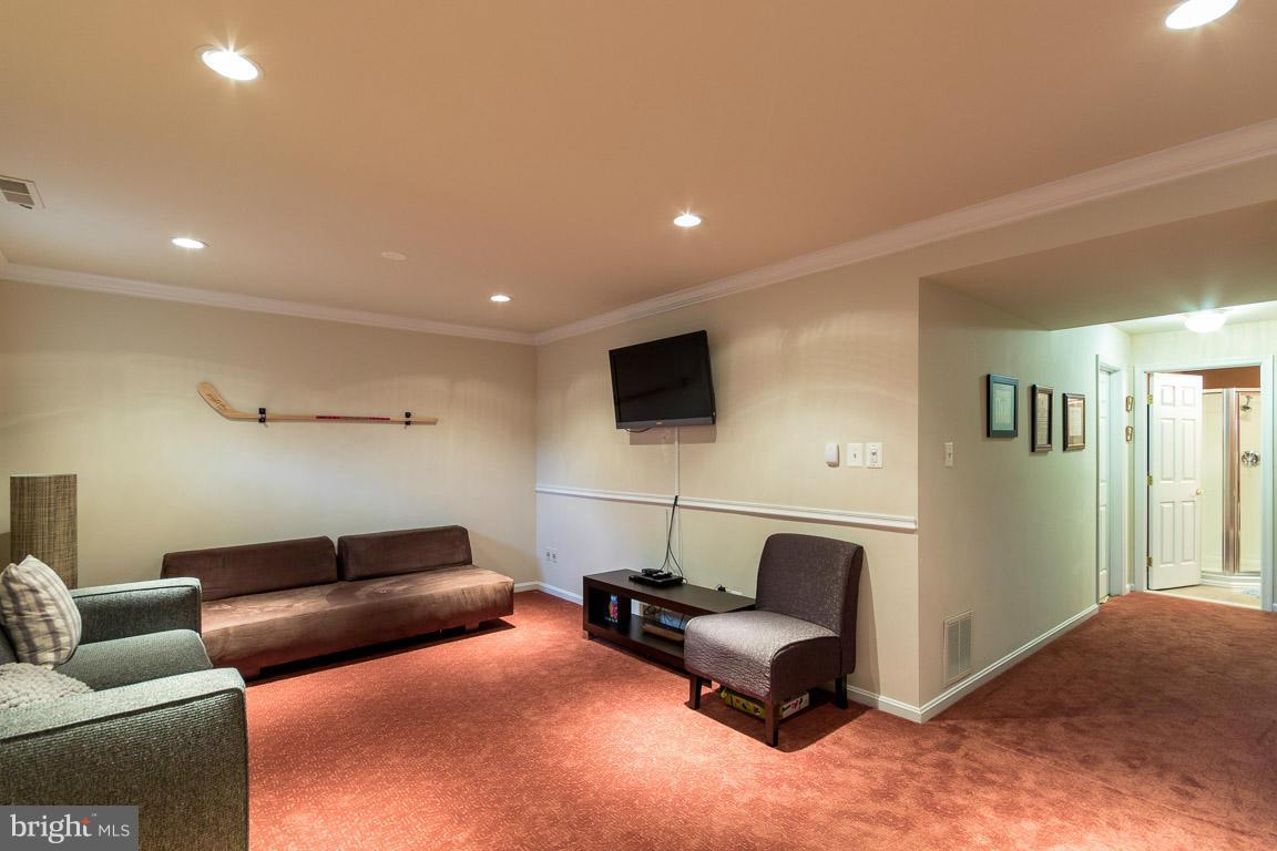 STONELEIGH - Residential