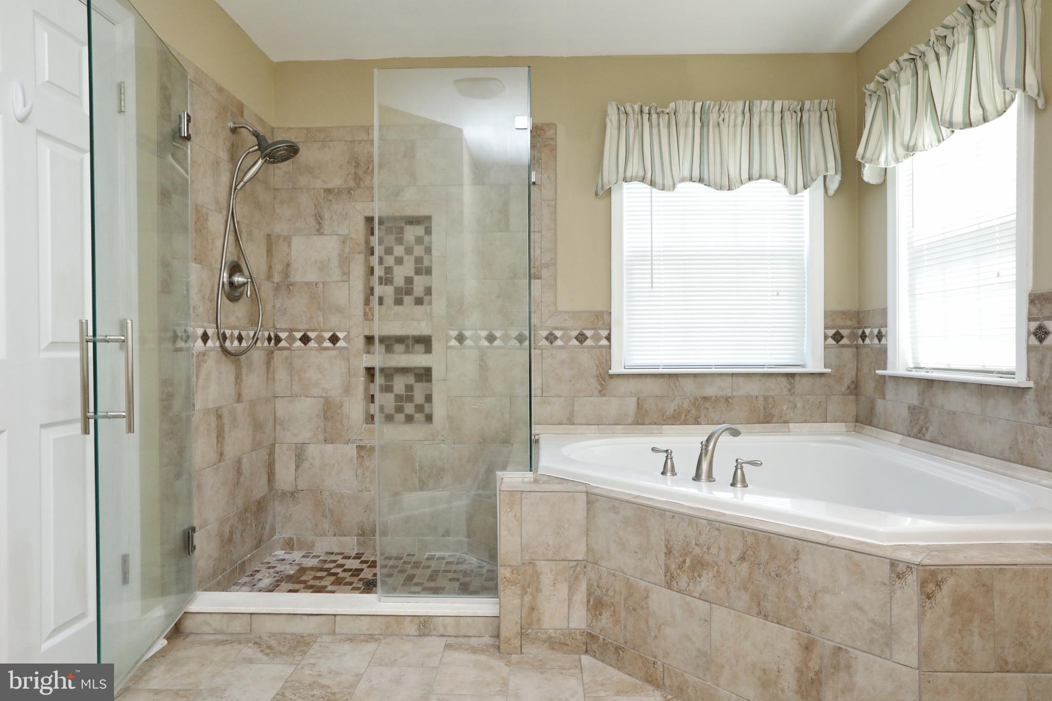 AGRICOPIA - Residential Lease