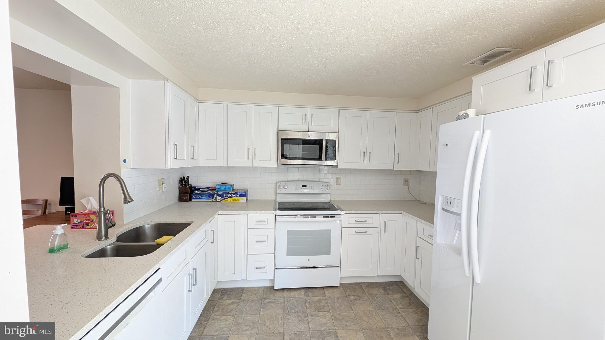 DUFIEF MILL ESTATES - Residential