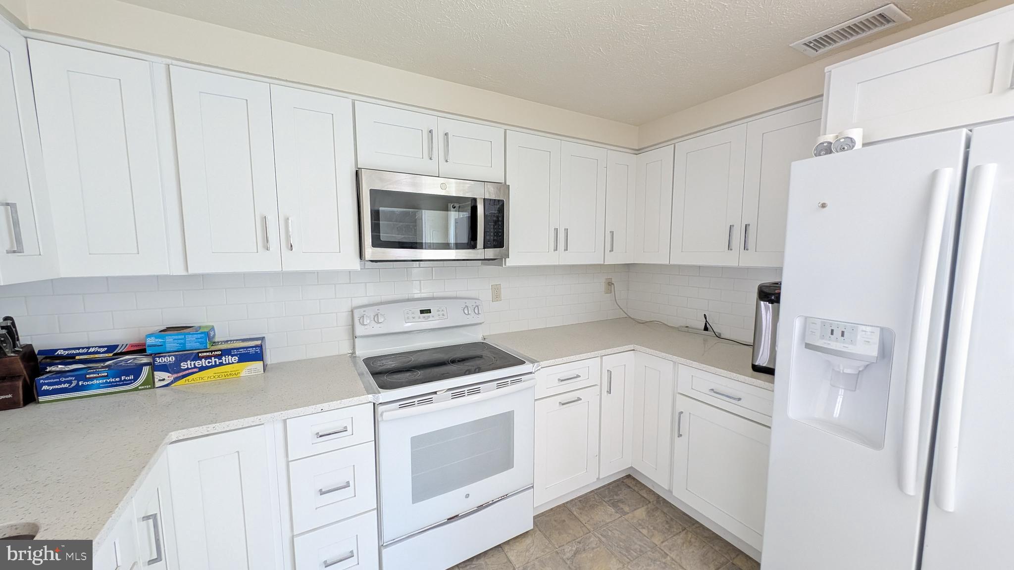 DUFIEF MILL ESTATES - Residential