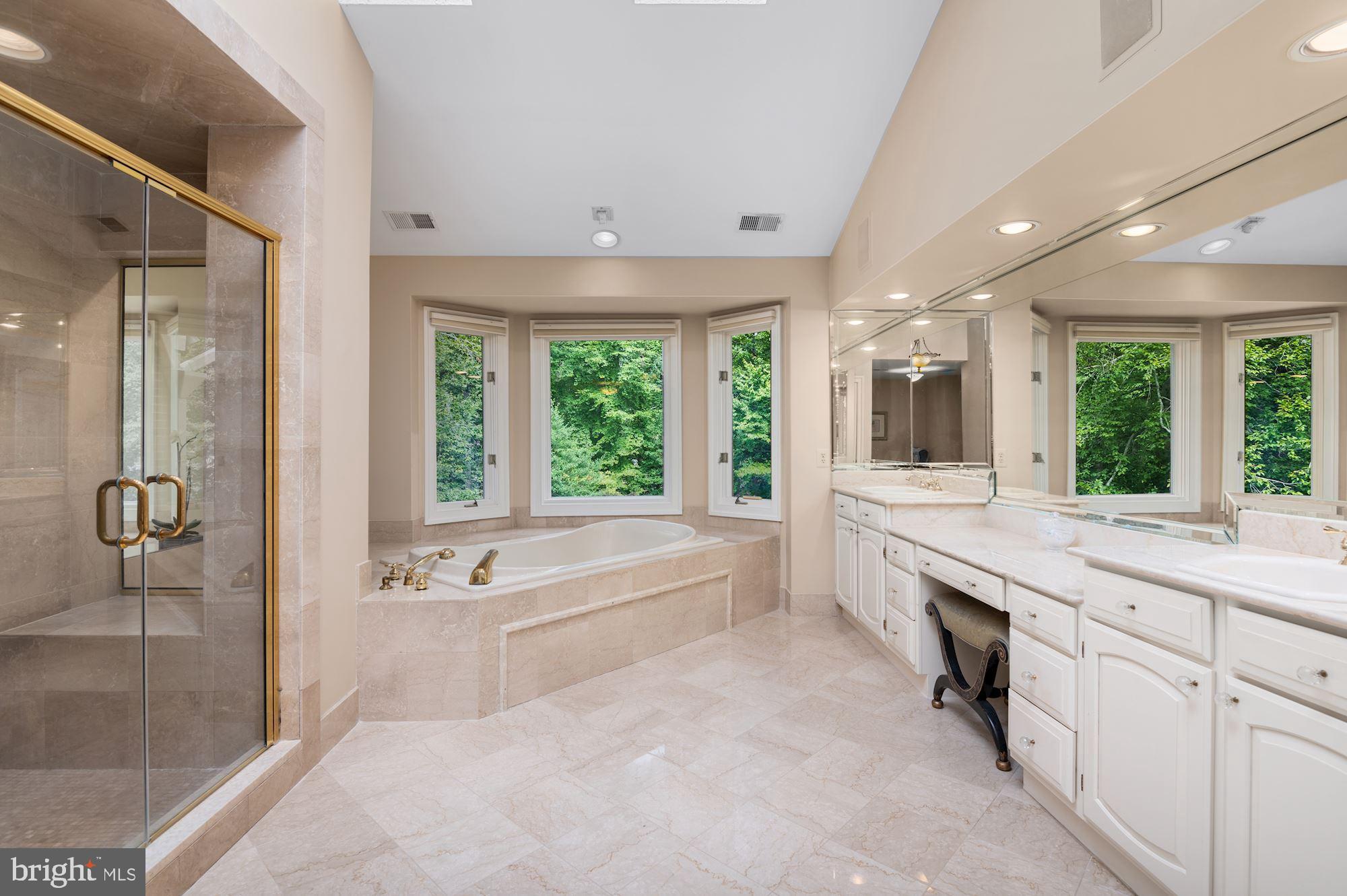 AVENEL - Residential